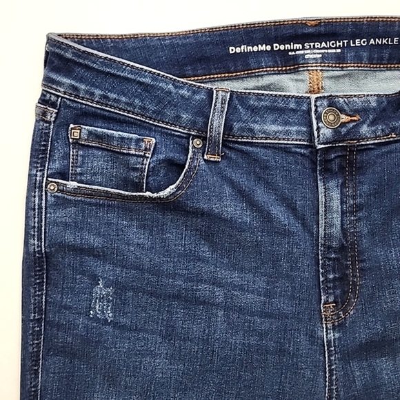 Chicos Women's DefineMe Jeans Blue Denim Straight Leg Ankle Stretch Size 12R - Picture 7 of 15